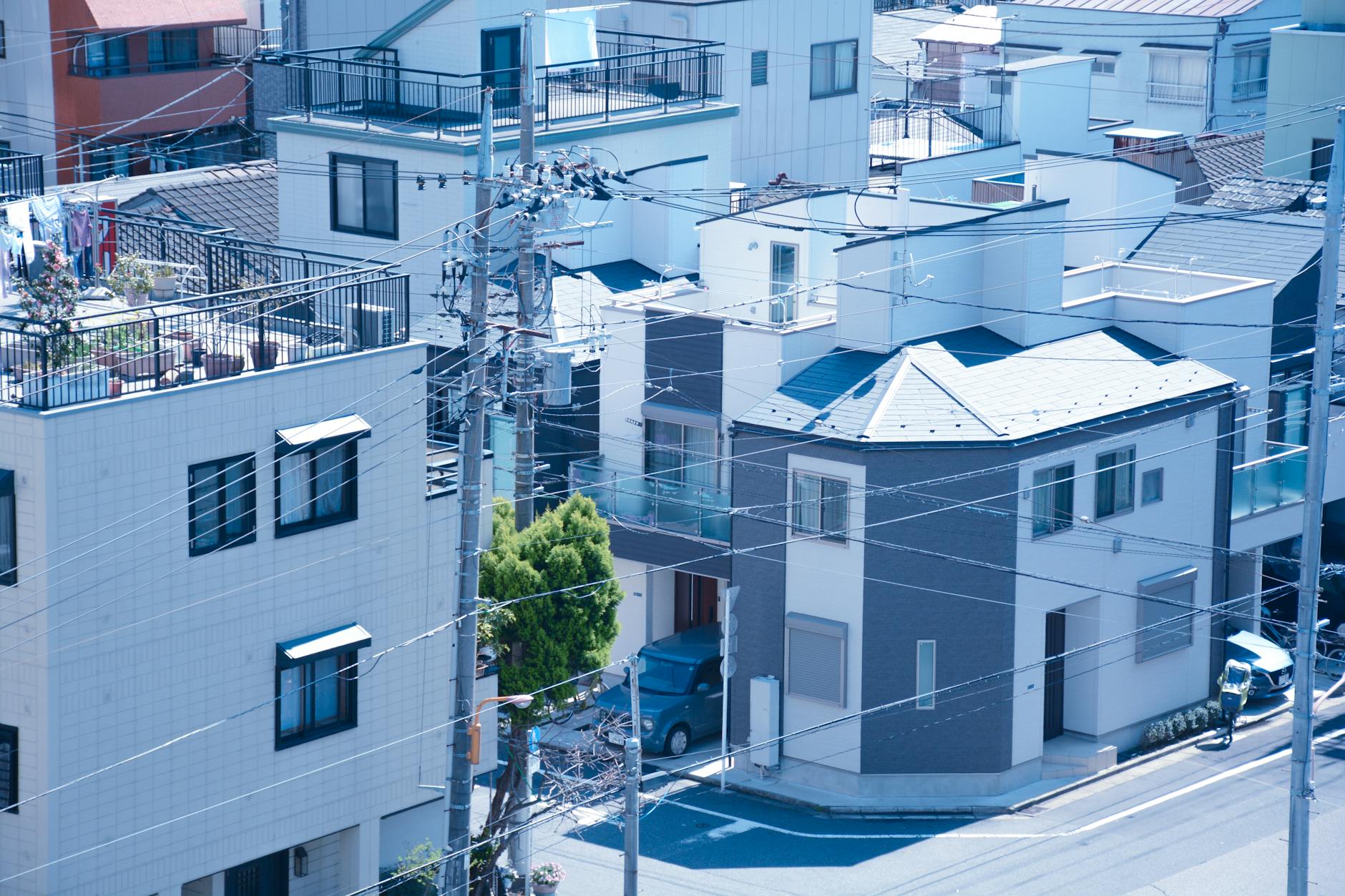 Bairro residencial com casas vizinhas, contexto do laudo cautelar de vizinhança antes de obras